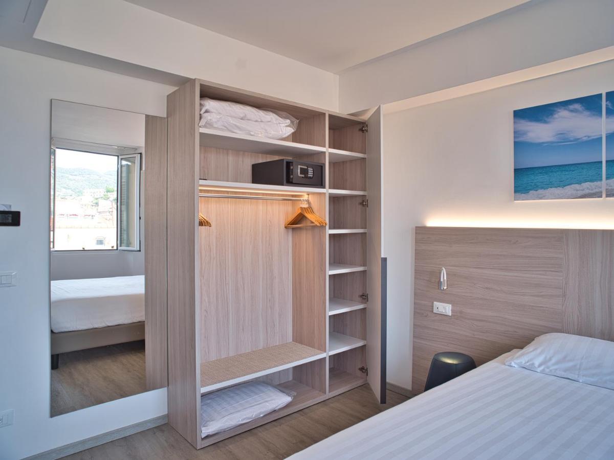Medusa Hotel 3*